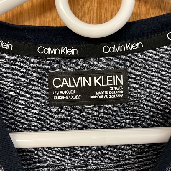 Calvin Klein Shirt - Picture 2 of 3